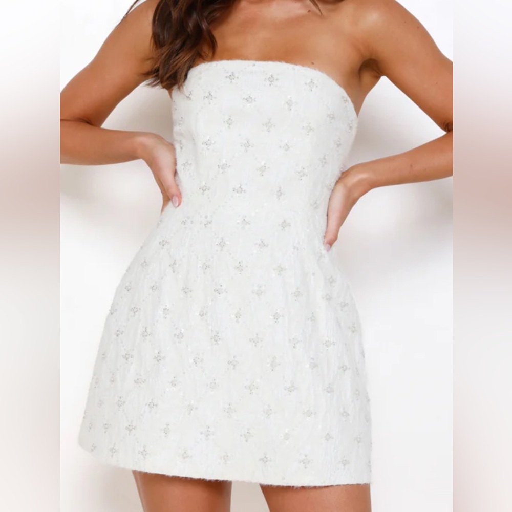 Hello Molly White Strapless Mini Dress